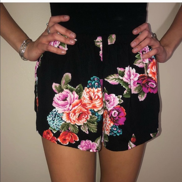 Shorts - Picture 1 of 1